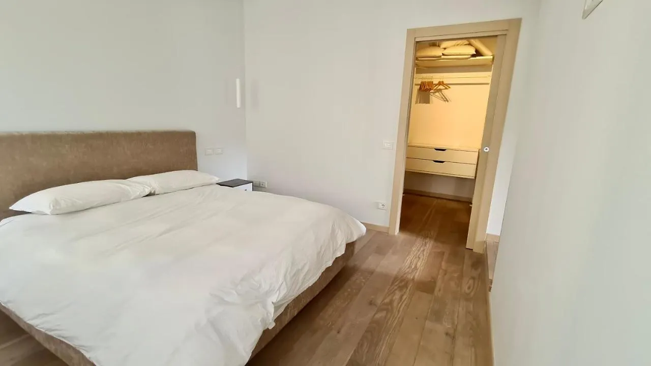 Vistalago Loft Sarnico 0*,